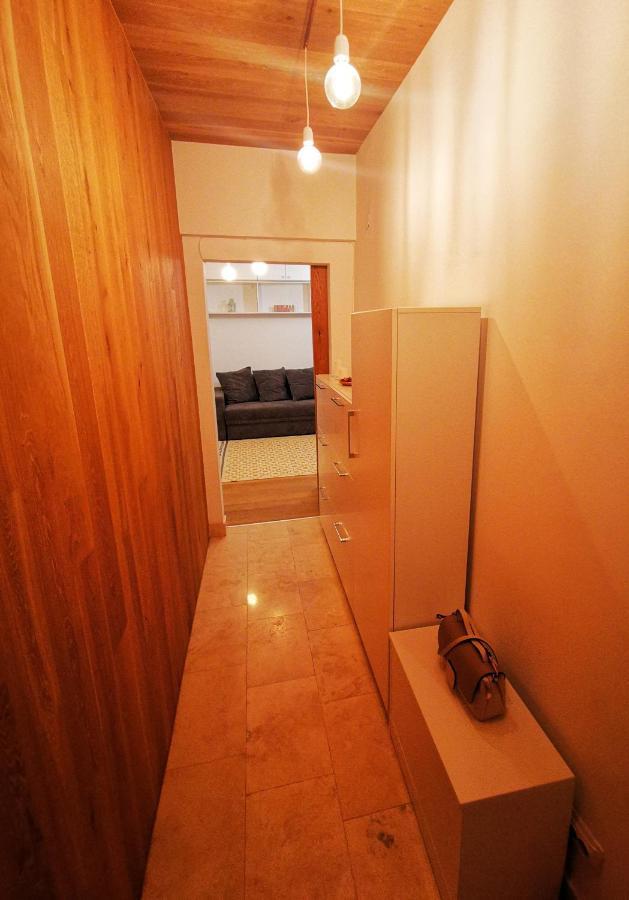 מלון בוקרשט Diana'S Place Downtown מראה חיצוני תמונה