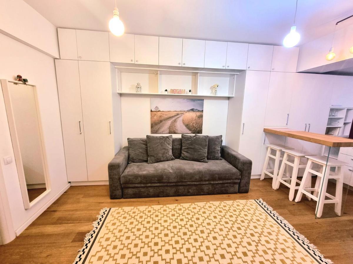 מלון בוקרשט Diana'S Place Downtown מראה חיצוני תמונה